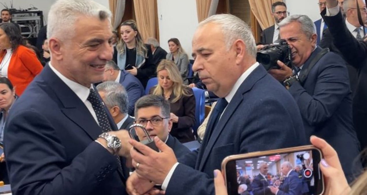 esnaf dukkanin kilidini bakana gonderdi sddP2bdN.jpg