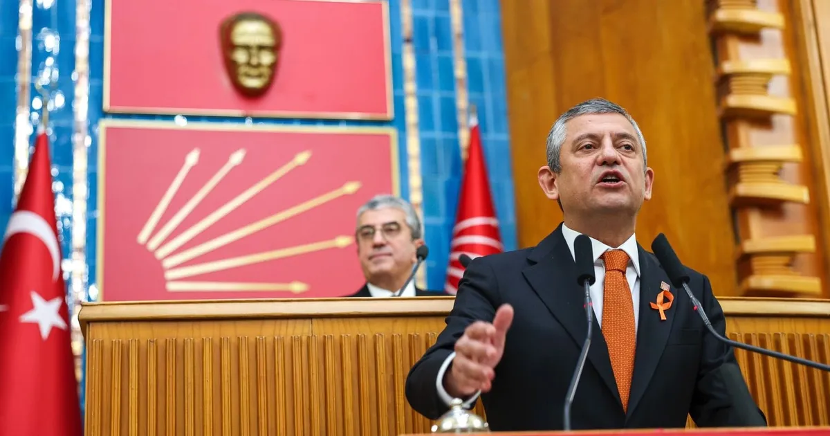 ozelden vakif iddiasi sen ineceksin tren yoluna devam edecek UHPA2BFg.webp